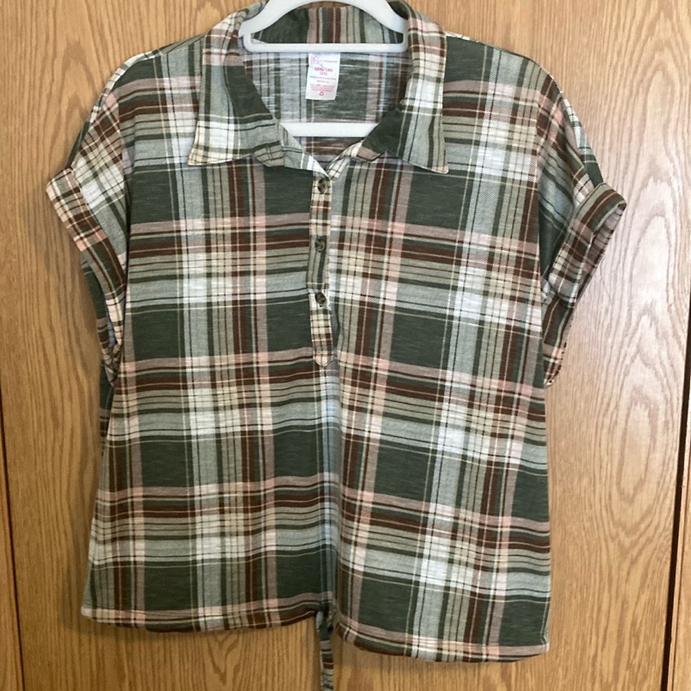 Plaid Button-Up Women's Top